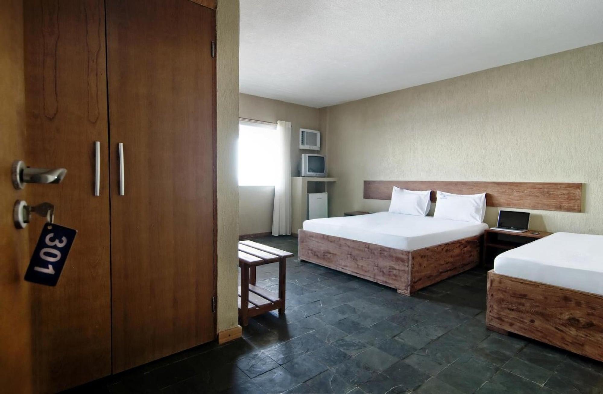 Oyo Hotel Arembepe Beach Hotel, Camacari Esterno foto